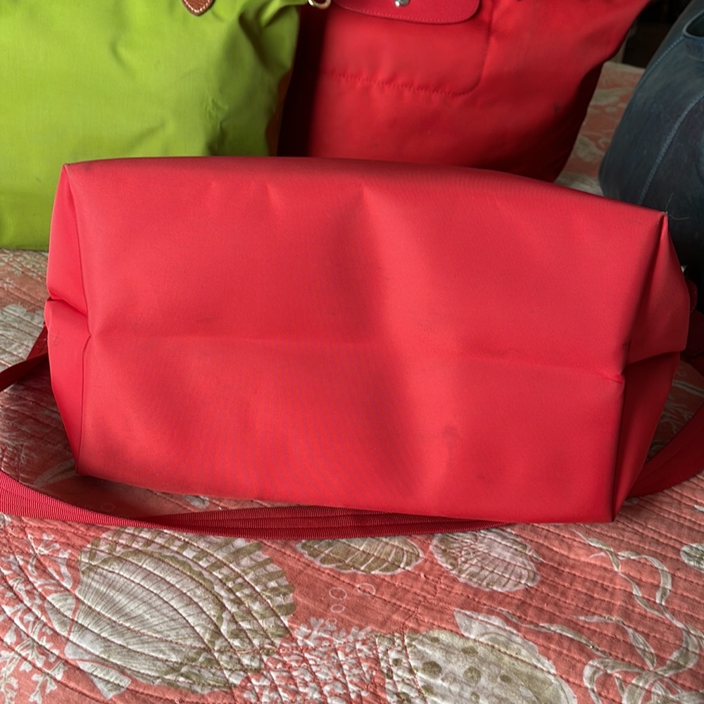 ❤️ Modele Depose Le Pliage super tote in dynamic red 🍎 - Picture 5 of 10